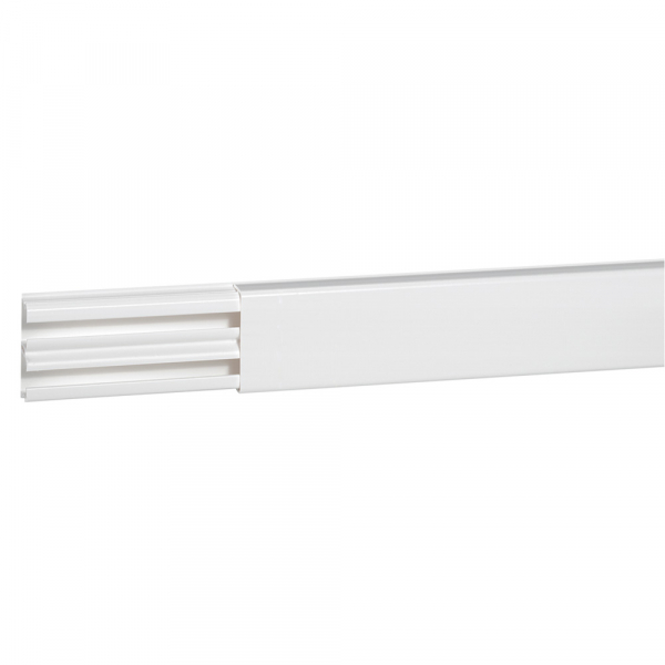 Мини-плинтус DLPlus - 32x12,5 мм - 2 отделения - длина 2,1 м - белый