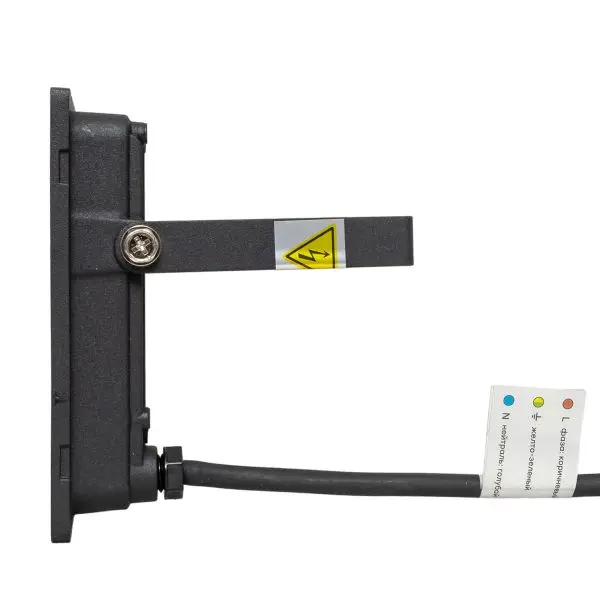 Прожектор светодиодный СДО-3006 100Вт 6500К IP65 LUMA EKF Прожектор светодиодный СДО-3006 100Вт 6500К IP65 LUMA EKF