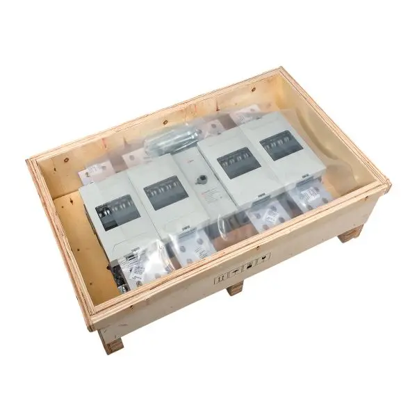 Рубильник-выключатель 4000A 4P c рукояткой управления для прямой установки PowerSwitch EKF Рубильник-выключатель 4000A 4P c рукояткой управления для прямой установки PowerSwitch EKF