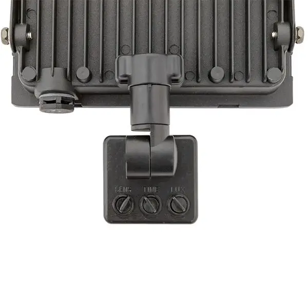 Прожектор светодиодный СДО-3004 с инфракрасным датчиком движения 50Вт 6500К IP54 LUMA EKF