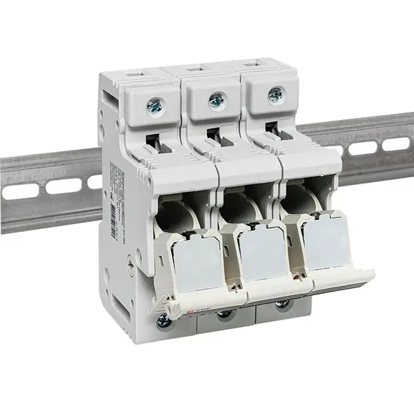 Предохранитель-разъединитель для ПВЦ 14x51 3P (с индикацией) EKF Предохранитель-разъединитель для ПВЦ 14x51 3P (с индикацией) EKF