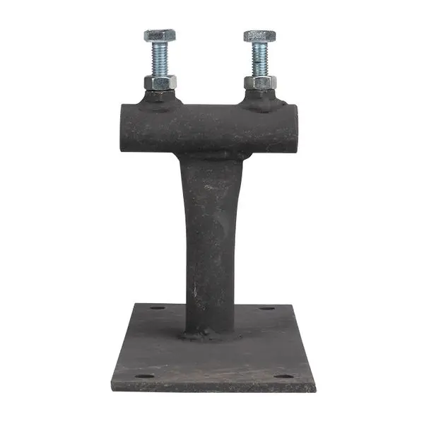 Держатель мачты молниеприемника к стене, D=20мм, вынос 100мм, для молниеприемника 16мм EKF PROxima Держатель мачты молниеприемника к стене, D=20мм, вынос 100мм, для молниеприемника 16мм EKF PROxima