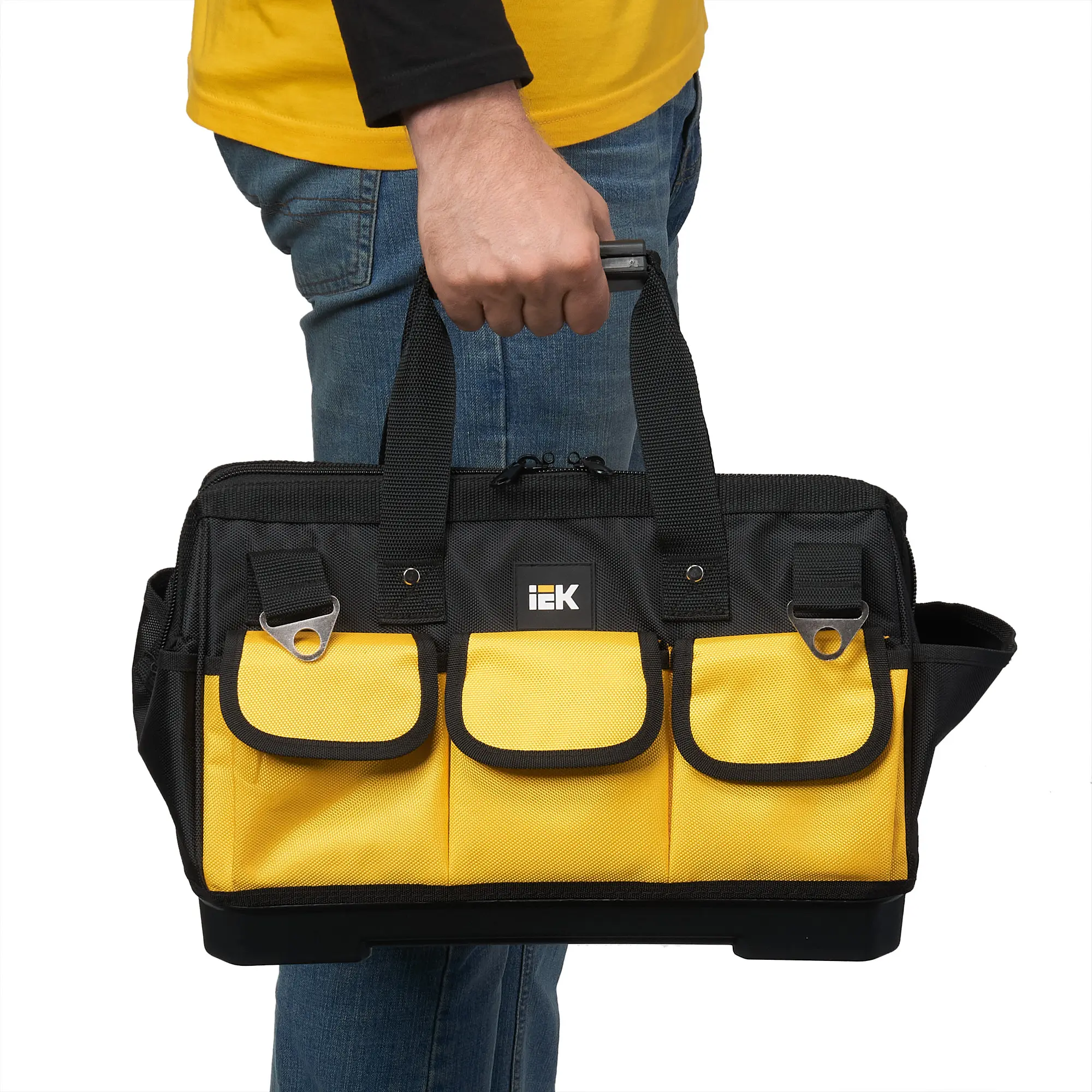 ARMA2L 5 Сумка монтажника с пластиковым дном BG-03 IEK ARMA2L 5 Сумка монтажника с пластиковым дном BG-03 IEK